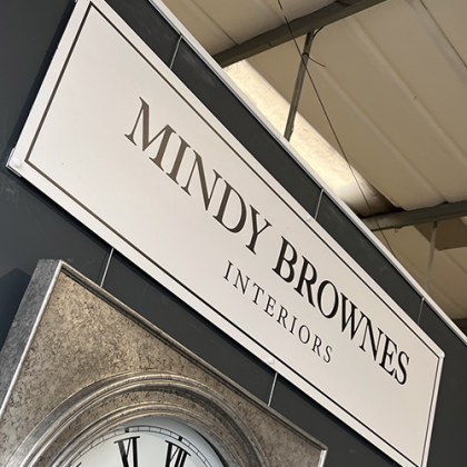 Mindy Brownes Sign